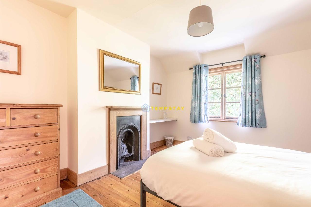 Chestnut Cottage - Stunning Countryside Views! Parking, 4 Bed, 3 Bathrooms White Waltham Extérieur photo