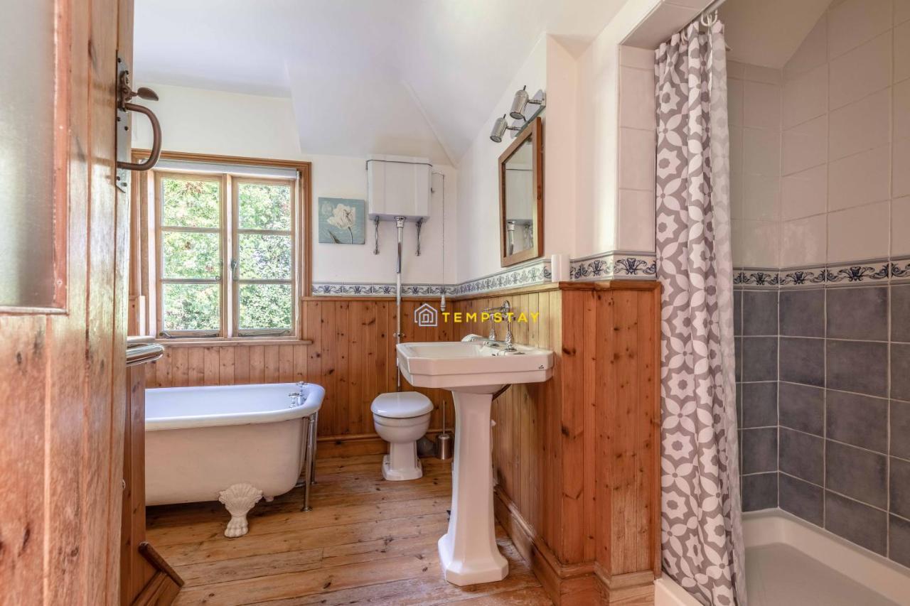 Chestnut Cottage - Stunning Countryside Views! Parking, 4 Bed, 3 Bathrooms White Waltham Extérieur photo