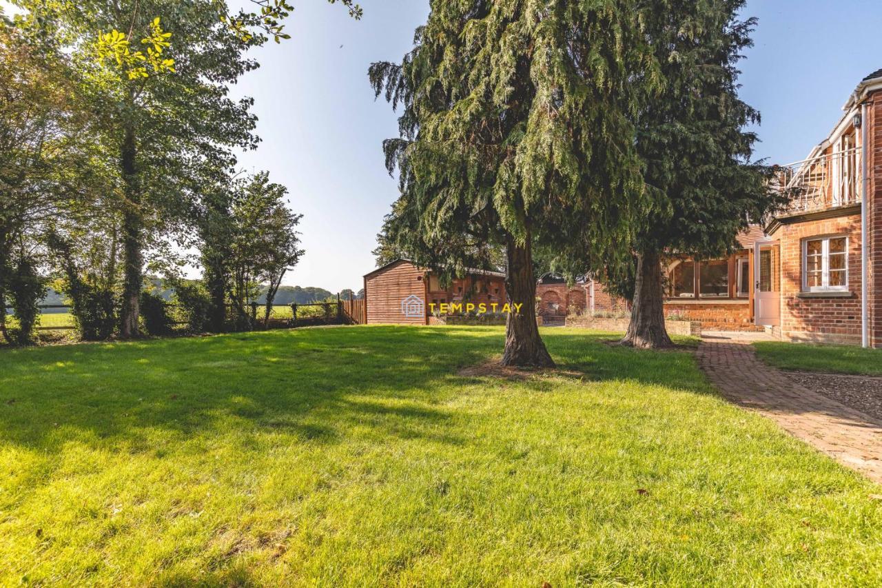 Chestnut Cottage - Stunning Countryside Views! Parking, 4 Bed, 3 Bathrooms White Waltham Extérieur photo