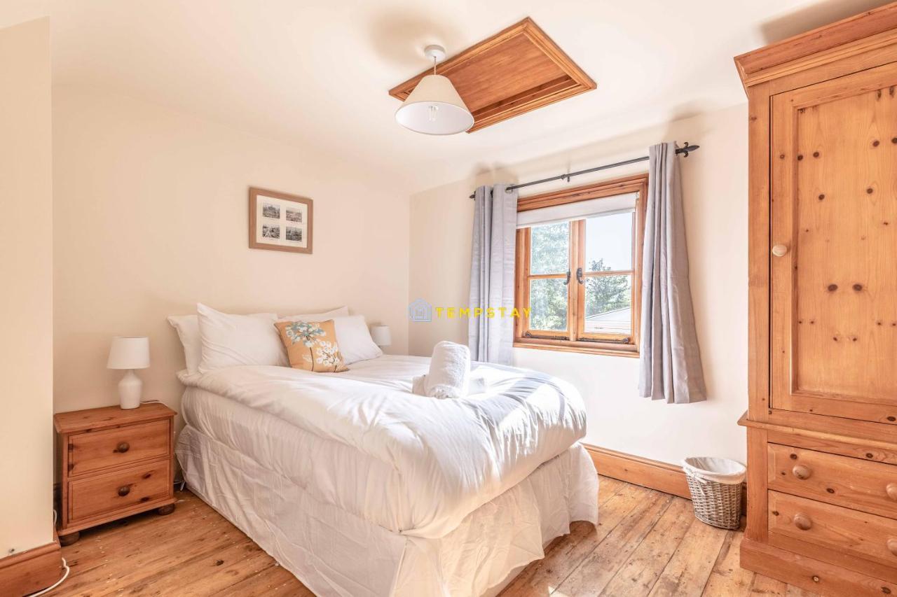 Chestnut Cottage - Stunning Countryside Views! Parking, 4 Bed, 3 Bathrooms White Waltham Extérieur photo