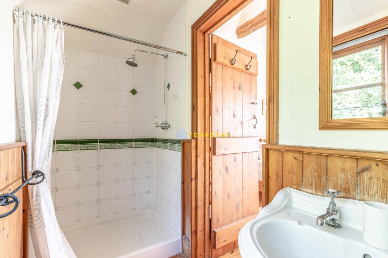 Chestnut Cottage - Stunning Countryside Views! Parking, 4 Bed, 3 Bathrooms White Waltham Extérieur photo